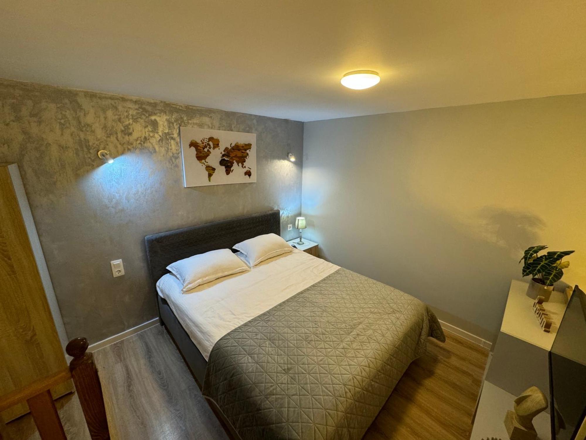 City Center Apartman Satu Mare Exterior foto